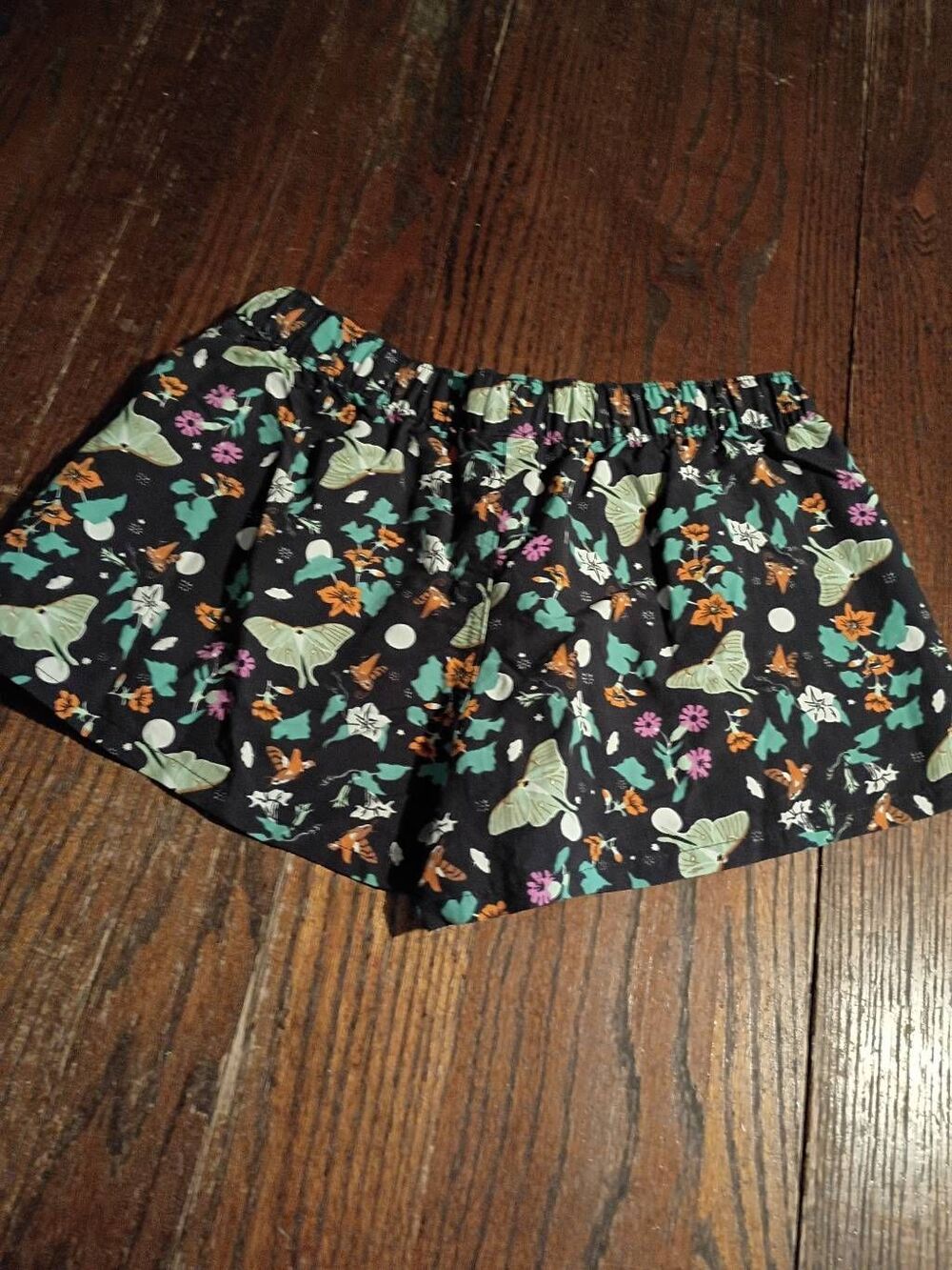 Small Patagonia Nylon Butterfly Floral Shorts Elastic Drawstring Waist  Pockets - Picture 2 of 2